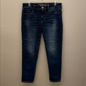 American eagle cropped jeans